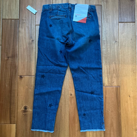 Sundry Blue Medium Wash Stars Stamp Le Soleil High Rise Cropped Jeans NWT 27 - Picture 5 of 7